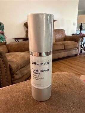 Total Package Serum — White Moisture & Brightening Serum